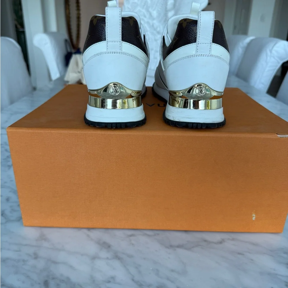 Louis Vuitton White and Brown Sneakers - Picture 5 of 16